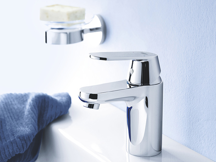 GROHE Eurosmart Cosmopolitan robinet de lavabo taille S en chrome avec eau courante