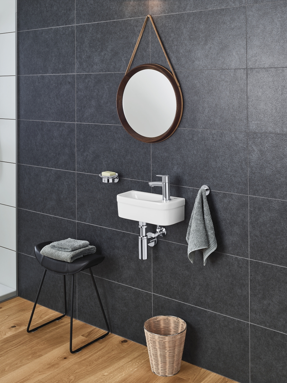 GROHE Eurostyle Cosmopolitan robinet de lavabo taille XS en chrome dans salle de bains