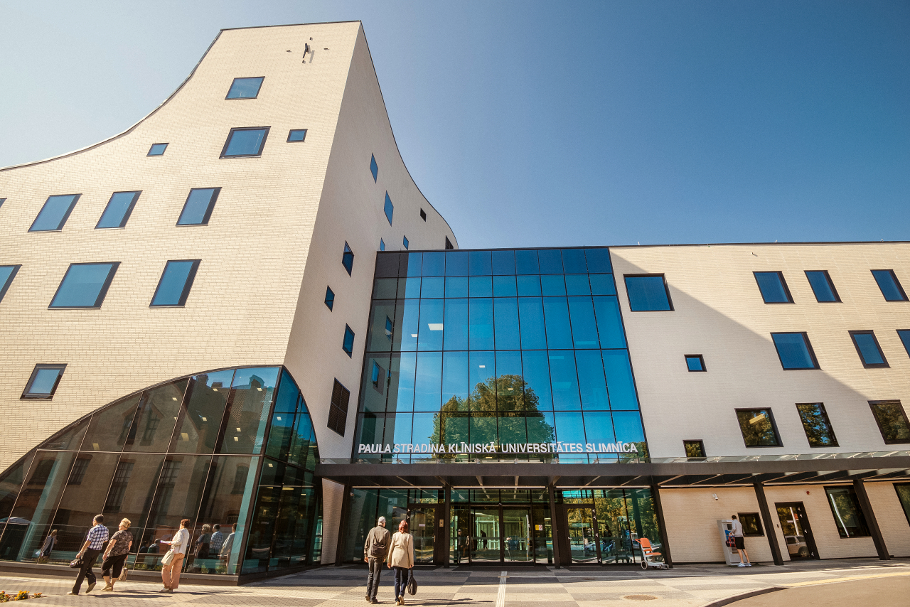 GROHE - Stradini Hospital- Europe - Healthcare - References | GROHE