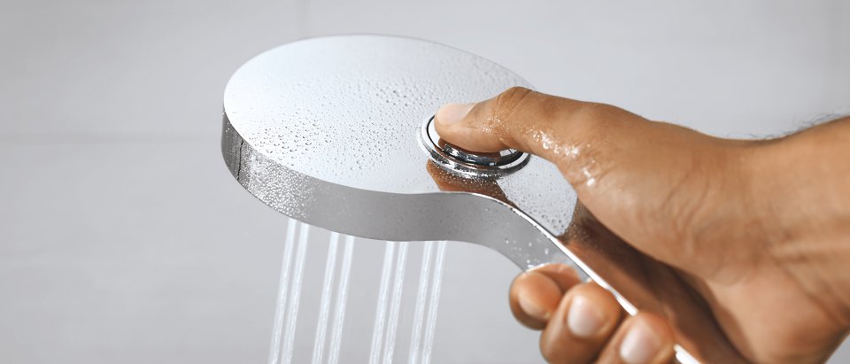 Wardianzaak mild Transistor Water besparen onder de douche | GROHE