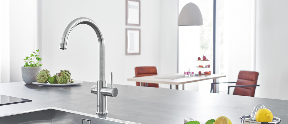 Are you tired of carrying crates of water? 🤔💪 Then our GROHE Blue Pure  systems is the perfect solution for you as it turns ordinary tap water into  fresh, By GROHE