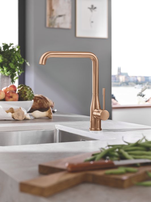 GROHE Warm Sunset rose taps