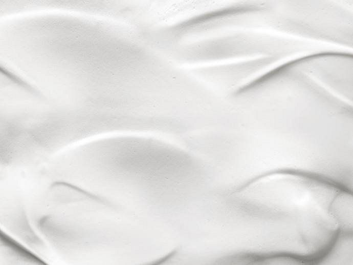 Obfita, gładka pianka powstaje w wyniku połączenia mydła do ciała Kinuami z wodą dzięki technologii GROHE Purefoam. To sprawia, że zwyczajny prysznic staje się niezwykle przyjemnym doświadczeniem. 