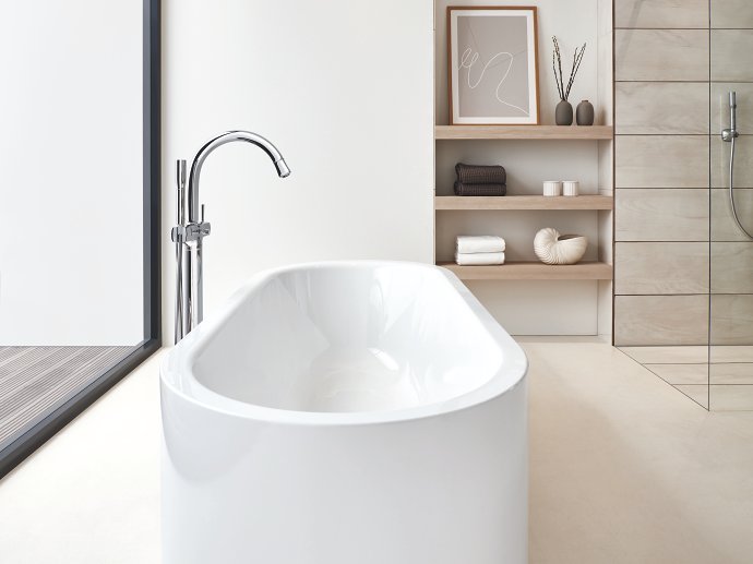 Grandera™ Free-standing Bath/Shower Mixer