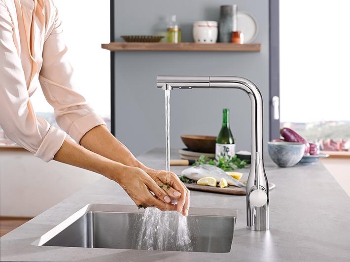 Fur Die Kuche Kuche Kuchenarmatur Spultisch Armatur Wassersystem Kuchendesign Spule Spulen Spultisch Spulbrause Vor Fenster Montage Premium Kuche Kuchenmobel Grohe