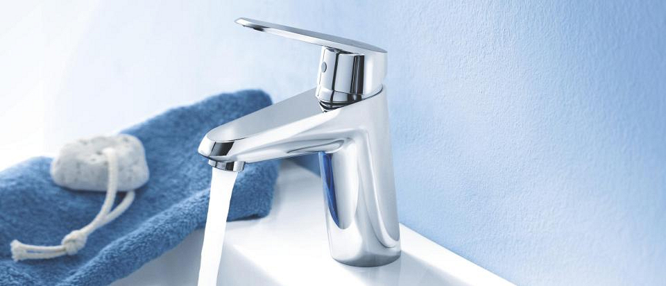 GROHE Eurodisc Cosmopolitan robinet de lavabo taille S en chrome avec eau courante