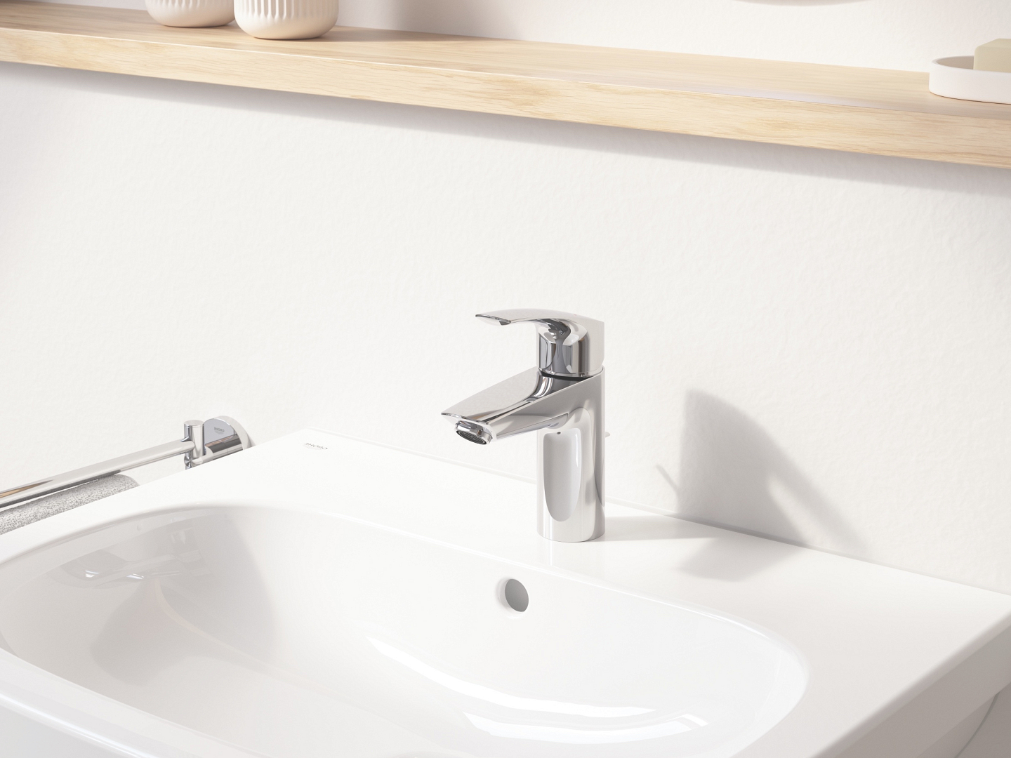 смесители с донным клапаном grohe хром. смеситель grohe eurowing 33468. мыльница grohe essentials 40368001. Faucets grohe atrio. Grohe eurosmart.