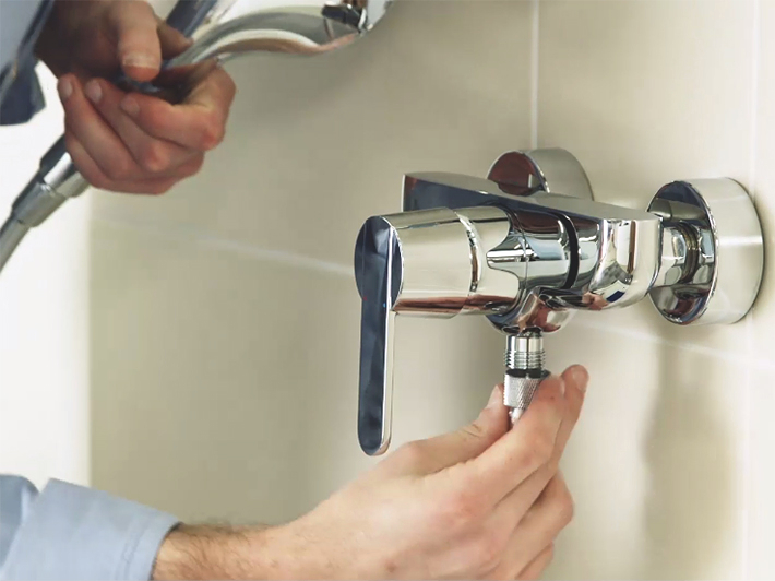 Installation guide Install a singlelever shower mixer GROHE