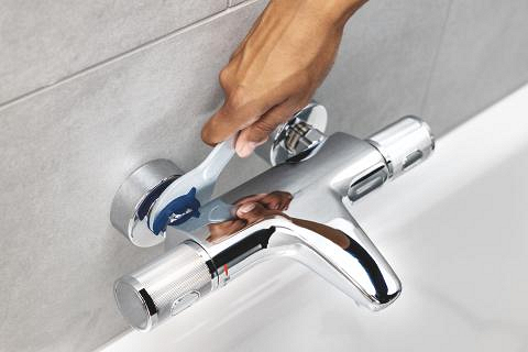 Precision Get Thermostatic bath/shower mixer 1/2" 7