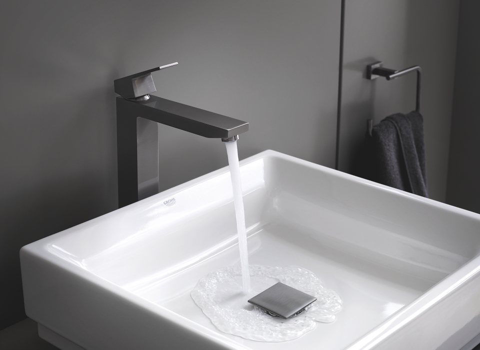 GROHE Essentials Cube handdoekhouder geborsteld graniet