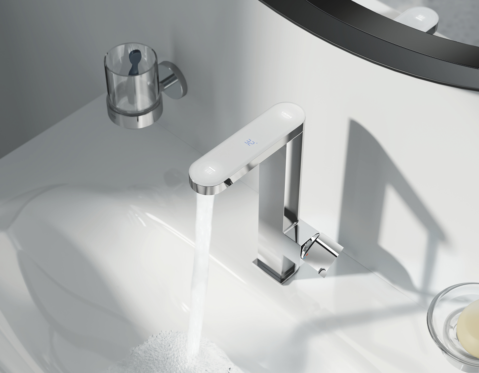 GROHE Plus robinet de lavabo en chrome avec afficheur LED avec eau courante
