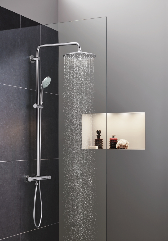 Euphoria System 260 Shower system with bath thermostat for wall