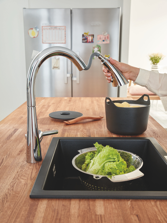 GROHE Zedra robinet de cuisine en chrome avec douchette extractible pour un nettoyage facile des légumes