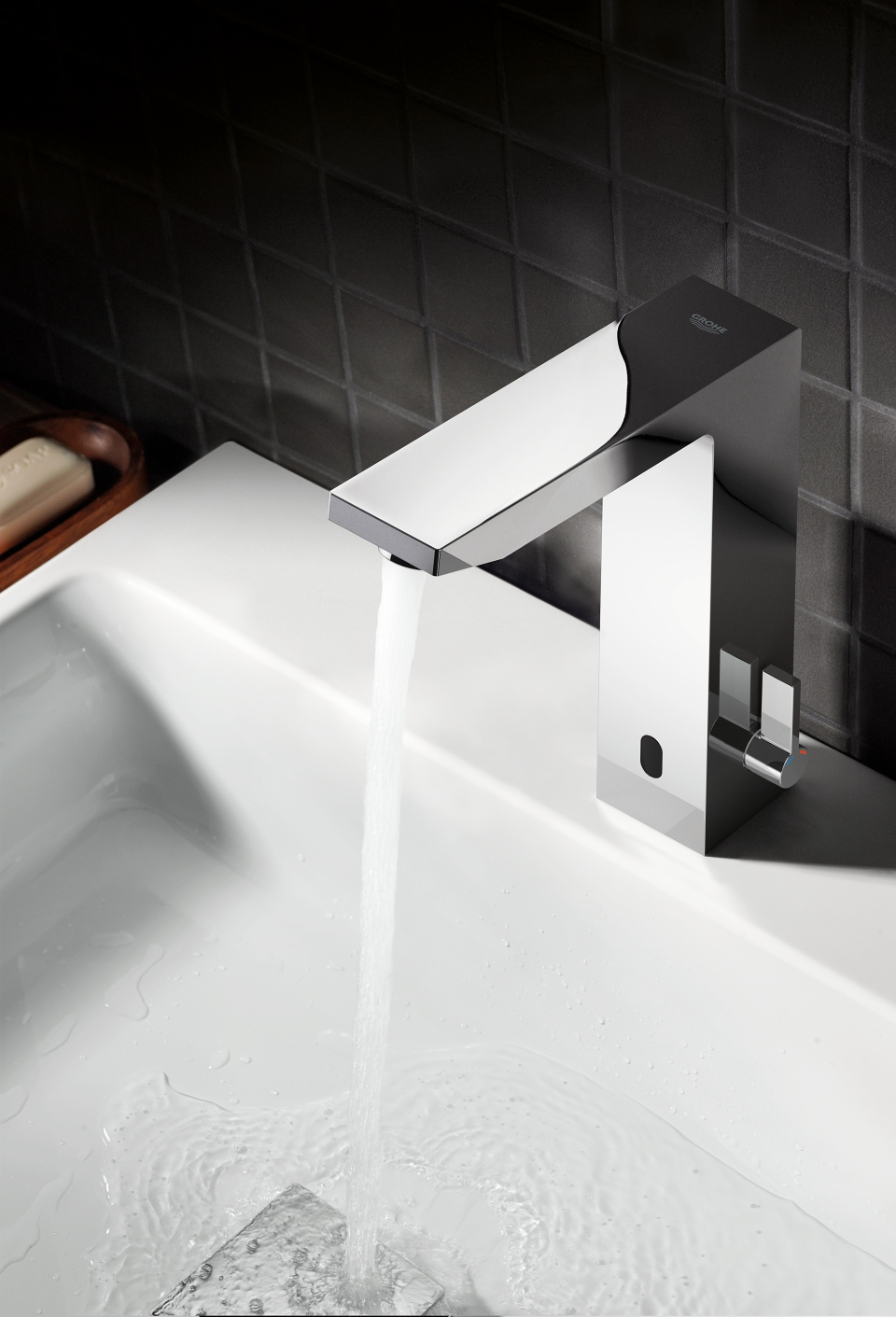 GROHE Eurocube E robinet infrarouge pour lavabo en chrome avec eau courante
