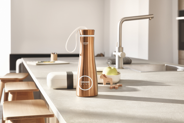 Thumbnail 3: GROHE Blue Thermo-Trinkflasche